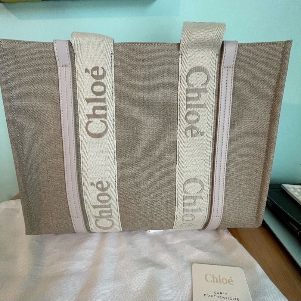 New Chloe Medium Woody Tote Bag